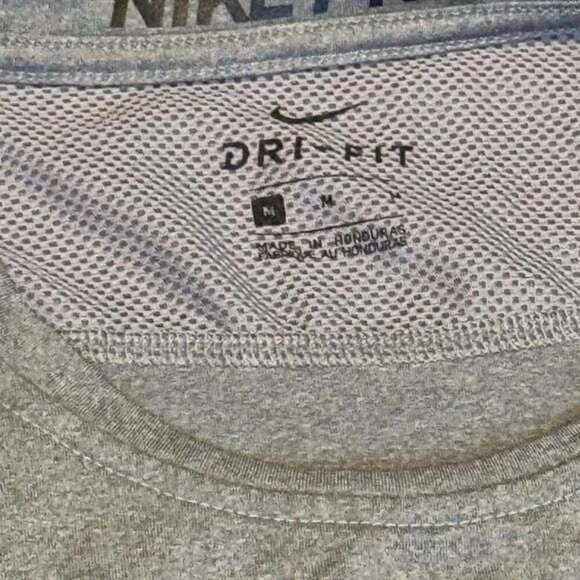 Nike Men's Long Sleeve Shirt in Light Gray - Picture 5 of 6